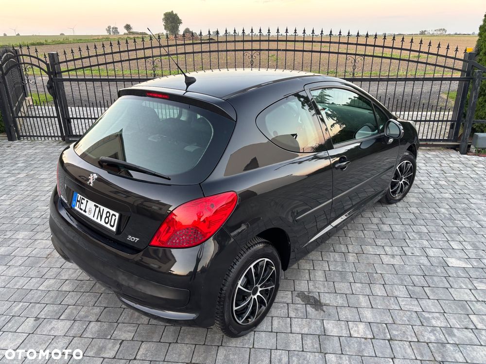 Peugeot 207 1.4 Access - 24