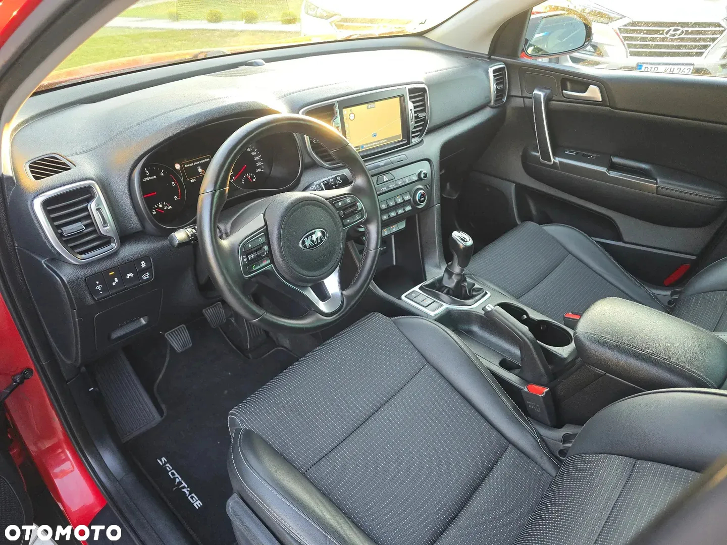 Kia Sportage 2,0 CRDI 2WD ISG Spirit - 23