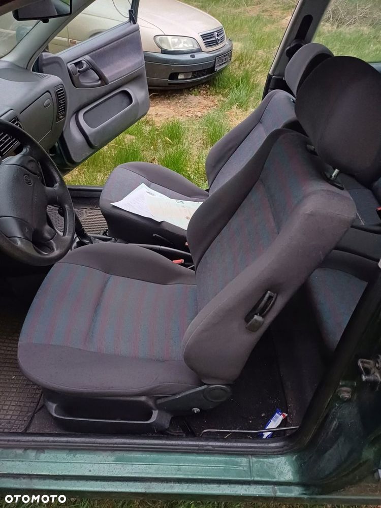 Zderzak przedni blacha górna dół volkswagen polo 6n1 1996r Foto 1.4 8v - 8