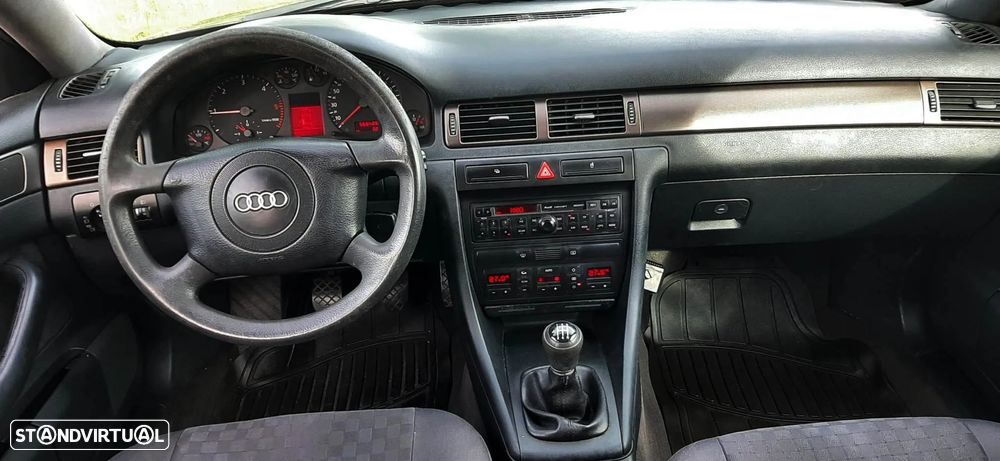 Audi A6 Avant 1.9 TDI - 12