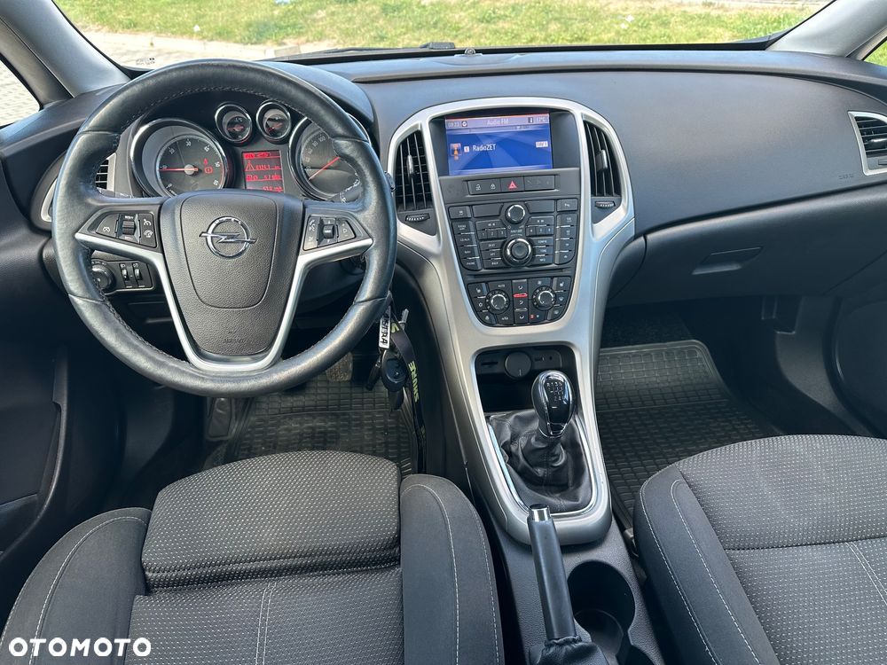 Opel Astra 2.0 CDTI Exklusiv - 7