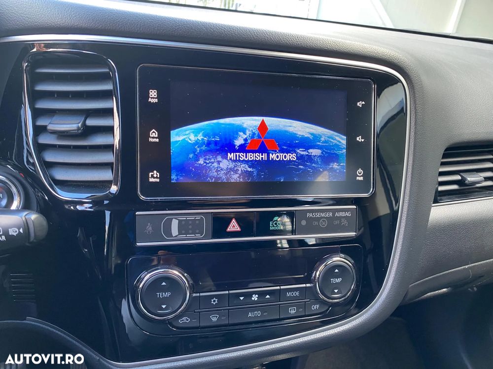 Mitsubishi Outlander - 7