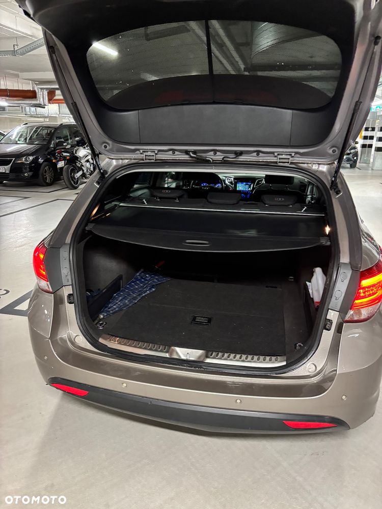 Hyundai i40 1.7 CRDi Style DCT - 19