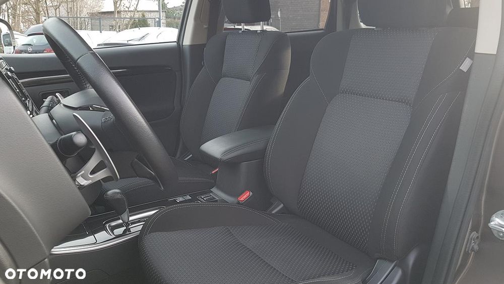 Mitsubishi Outlander 2.0 2WD CVT Spirit - 20