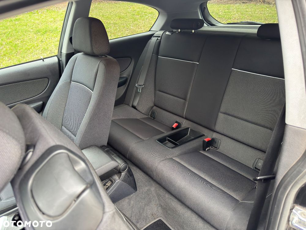 BMW Seria 1 120d - 6