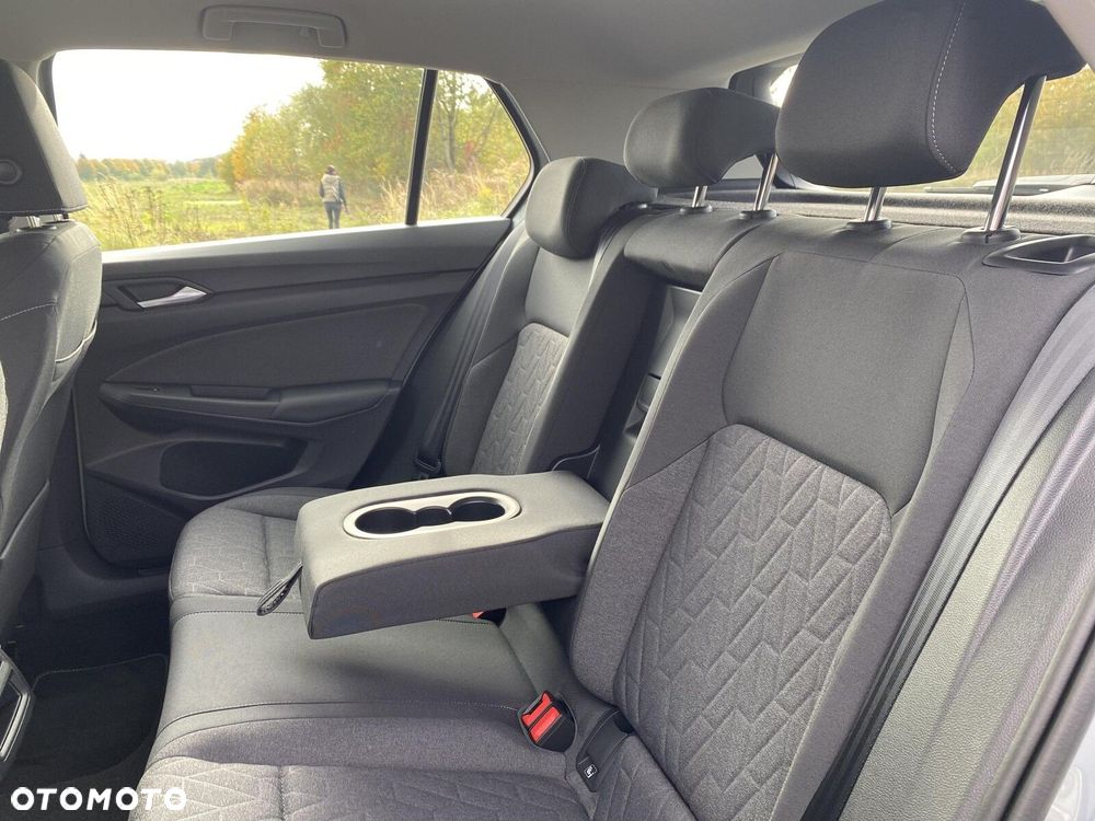 Volkswagen Golf - 16