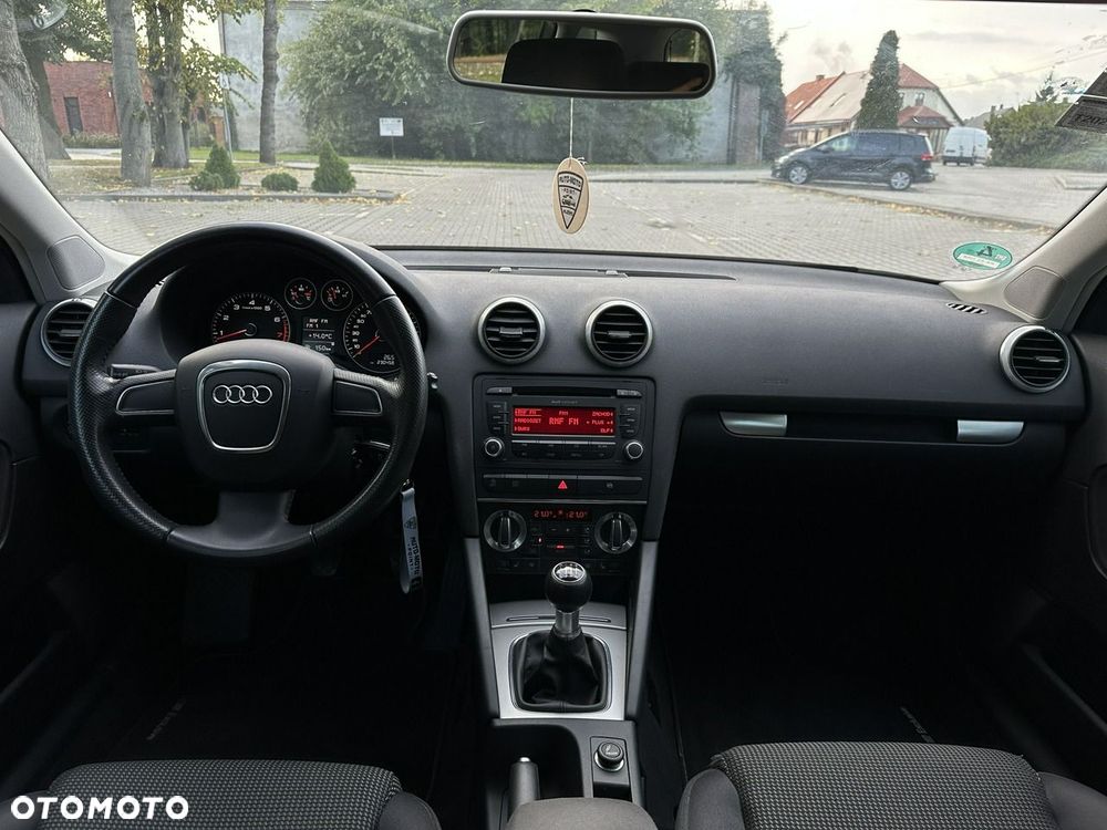 Audi A3 Sportback - 13