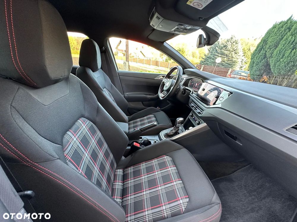 Volkswagen Polo 2.0 TSI DSG GTI - 33