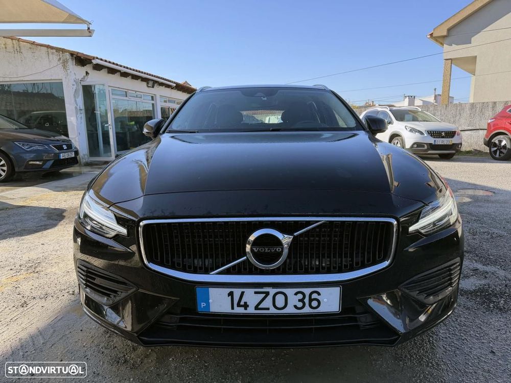 Volvo V60 2.0 T8 AWD TE Momentum Plus - 3