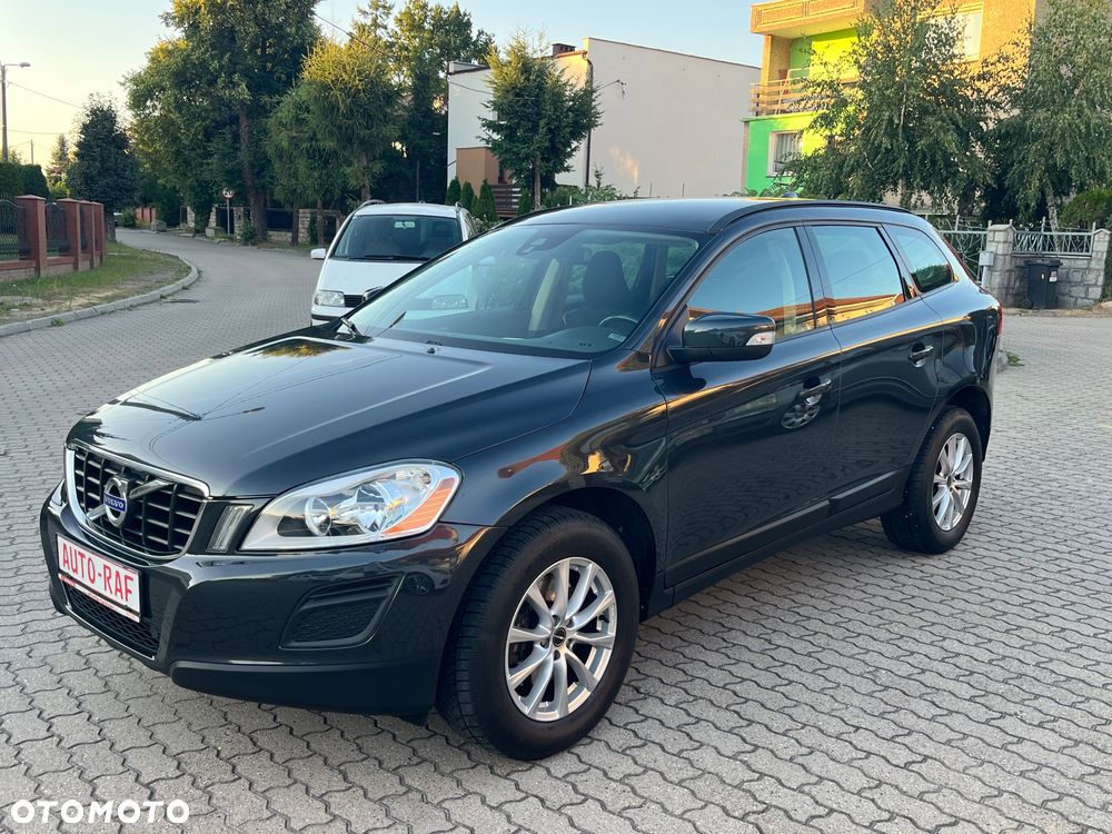 Volvo XC 60 DRIVe R Design - 11