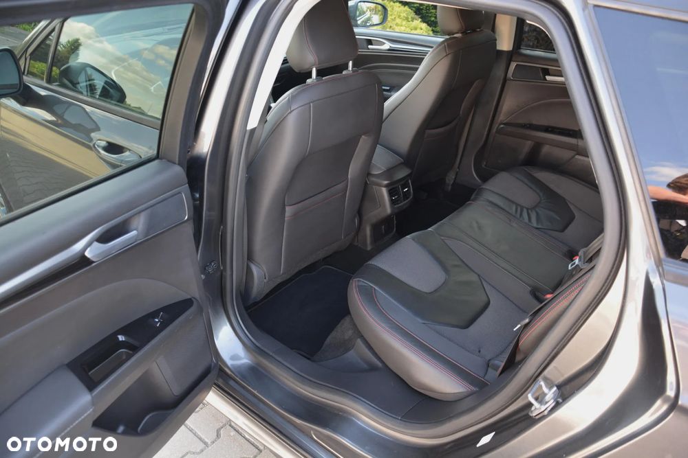Ford Mondeo 2.0 EcoBlue ST-Line - 35
