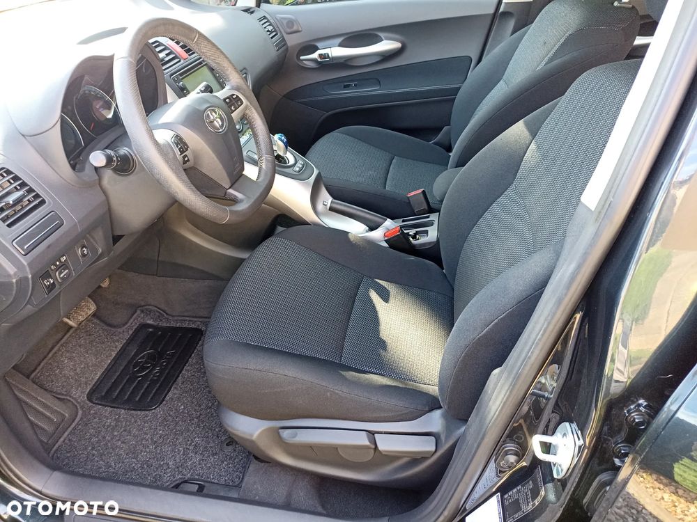 Toyota Auris 1.8 HSD Prestige NAVI - 19