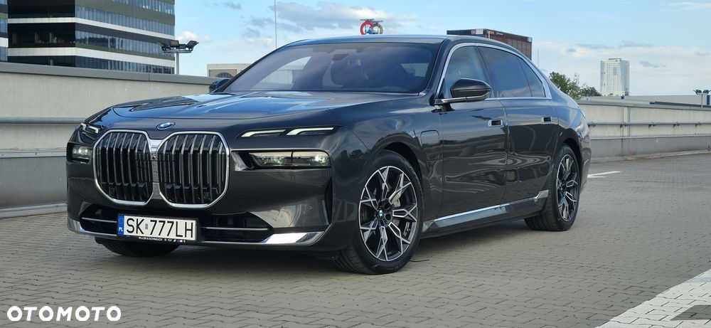 BMW Seria 7 - 1