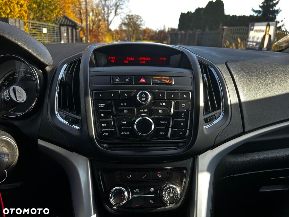 Opel Zafira - 13