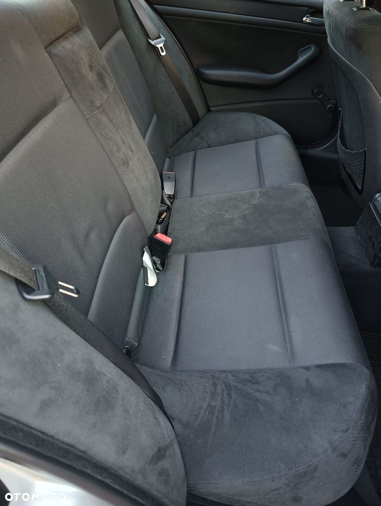 BMW Seria 3 320d - 8