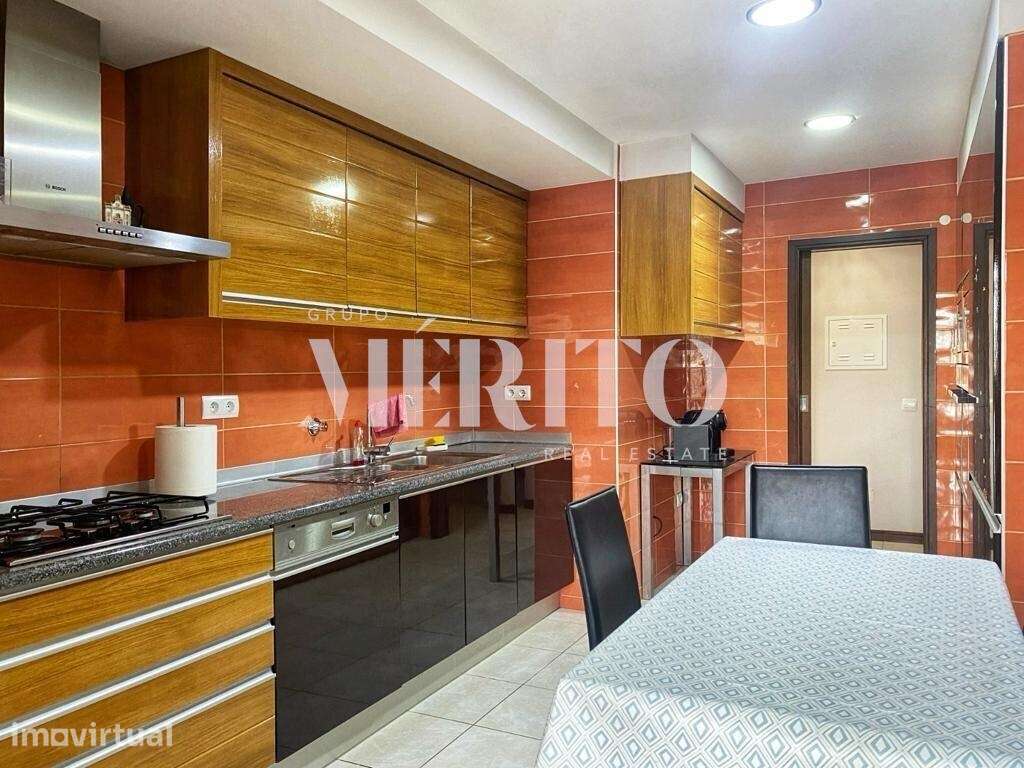Apartamento T4 de luxo no centro da cidade de Portimão. - Grande imagem: 5/14