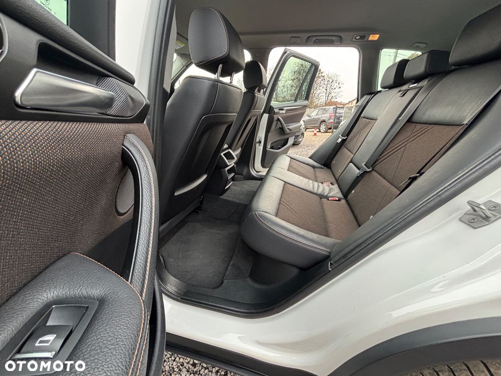 BMW X3 xDrive30d Sport-Aut xLine - 7