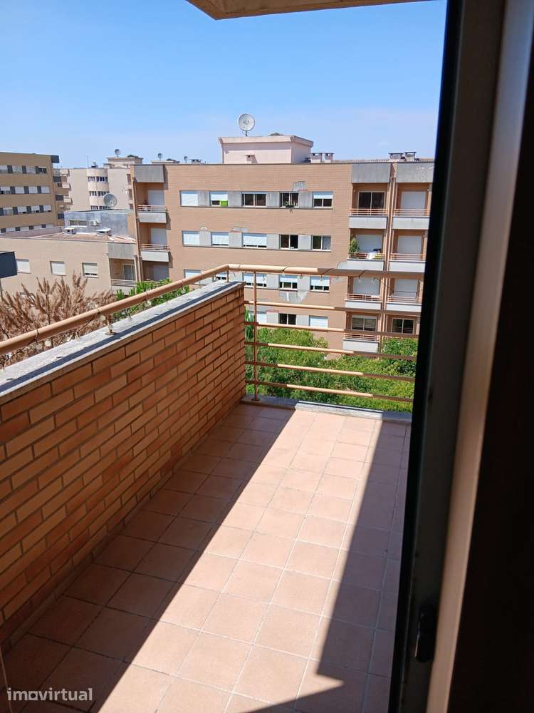 Apart. T3 com varanda e garagem em Braga - Grande imagem: 3/12