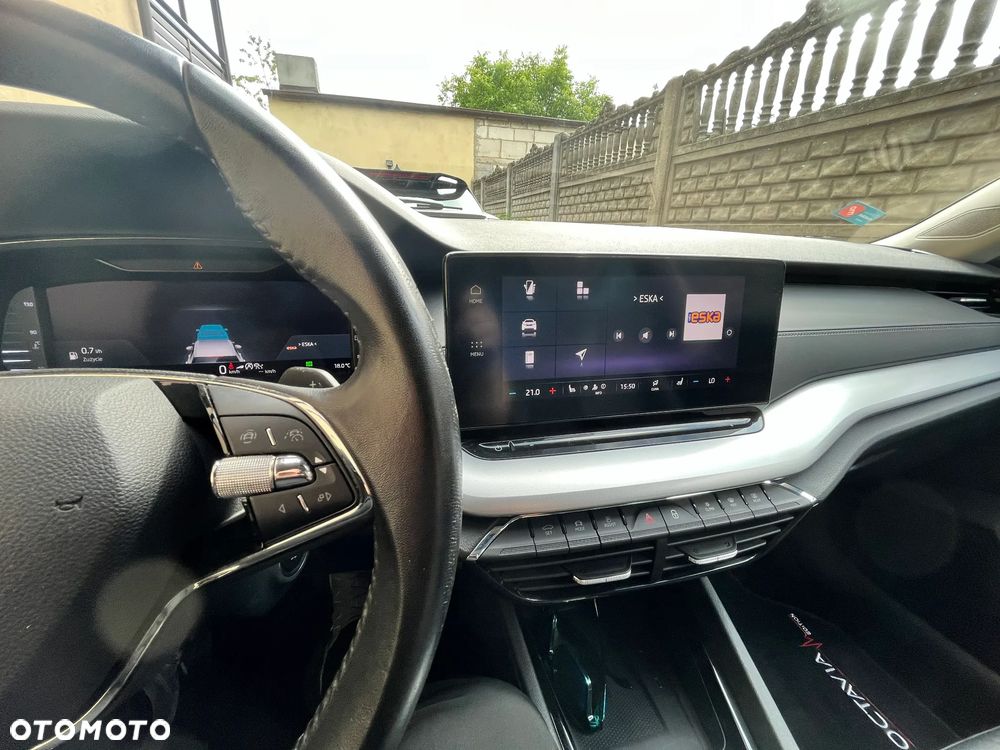 Skoda Octavia 2.0 TDI DSG Style - 7