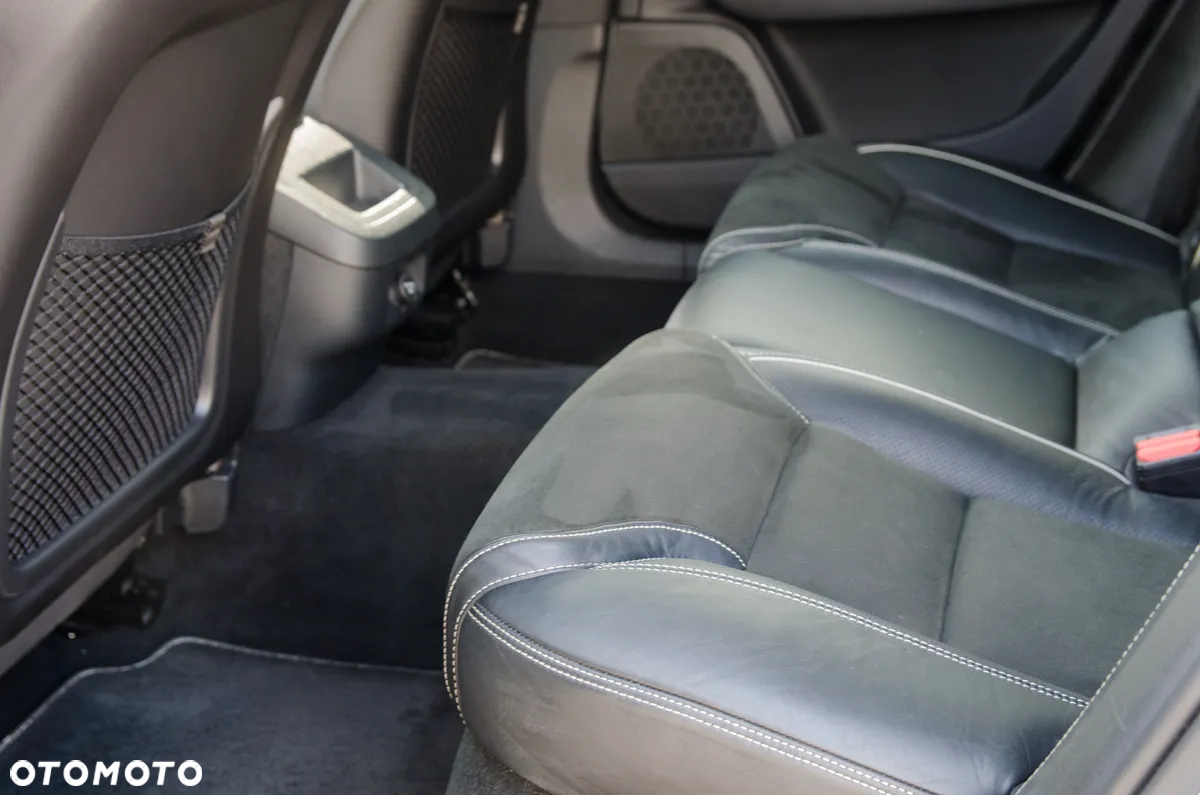 Volvo V90 D4 Geartronic R Design - 25