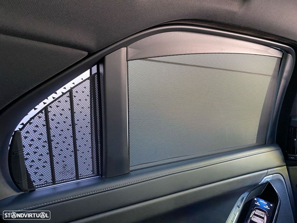 BMW i7 eDrive50 Pack Desportivo M Pro — fotografia 26