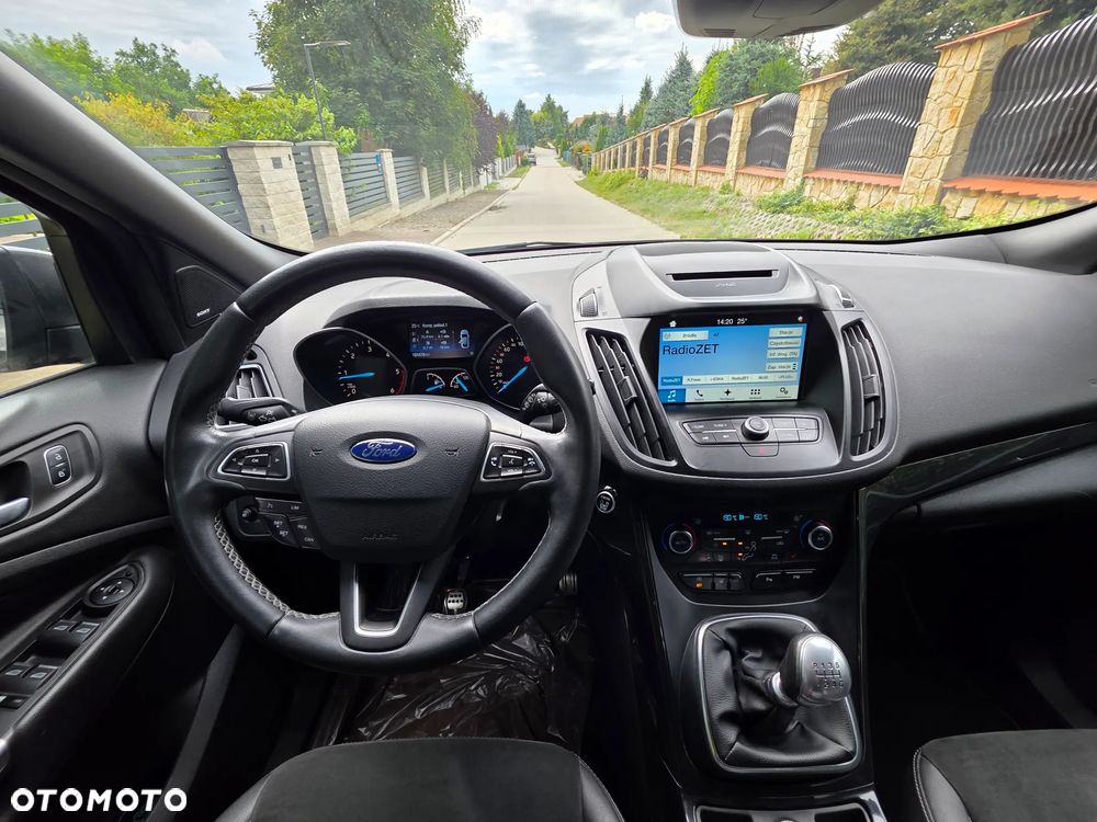 Ford Kuga 2.0 TDCi AWD ST-Line - 3