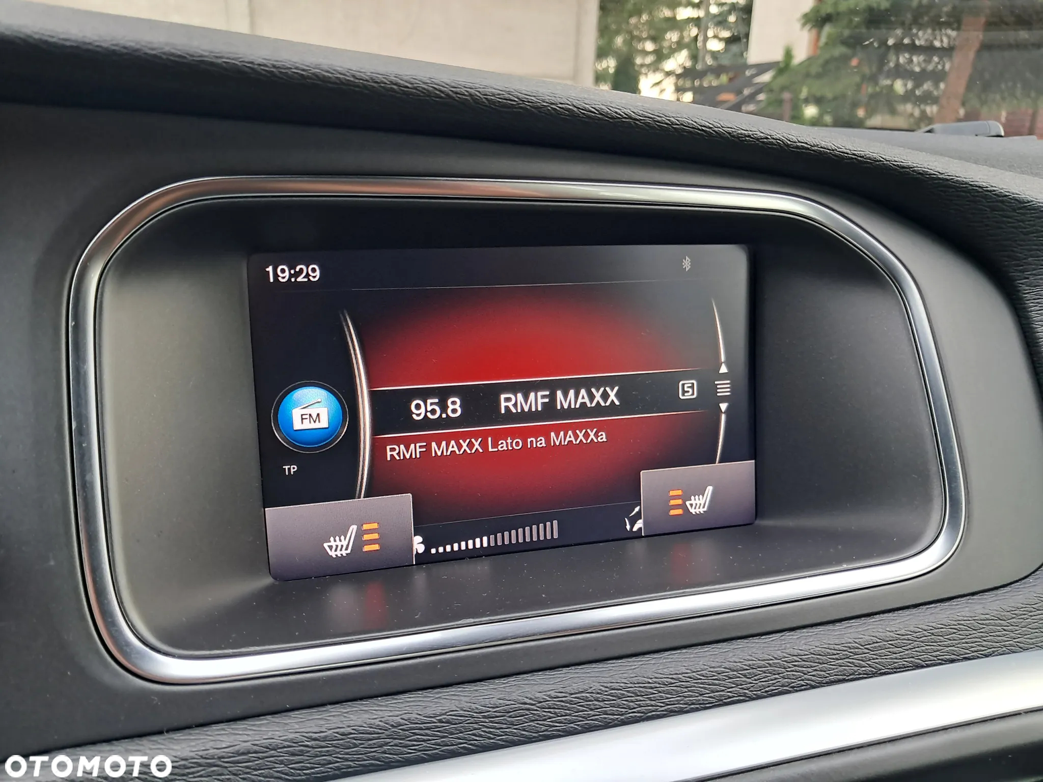 Volvo V40 T2 Drive-E R-Design Momentum - 19