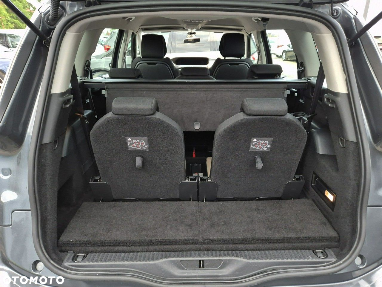 Citroën C4 Grand Picasso e-HDi 115 Intensive - 26
