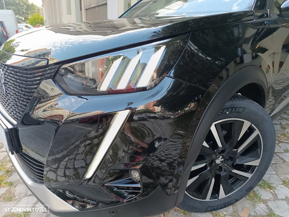 Peugeot e-2008 GT Pack - 23