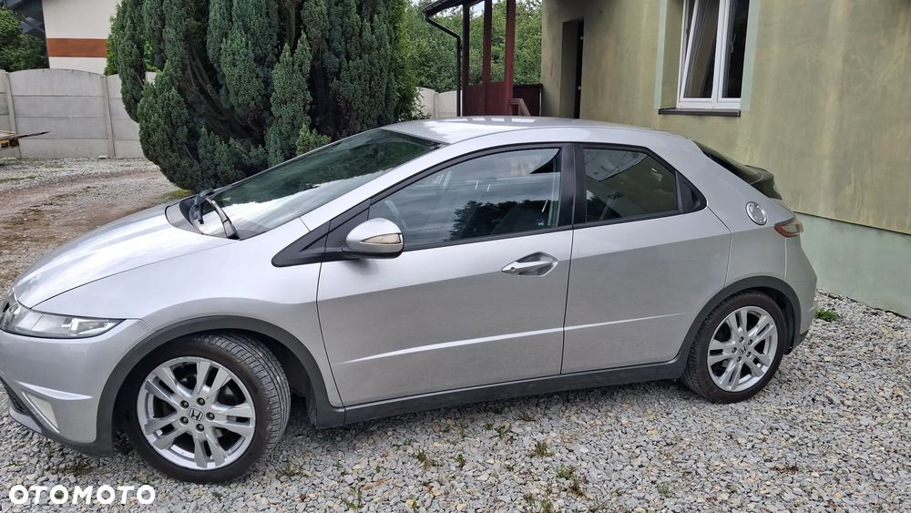 Honda Civic 1.8 Comfort - 3