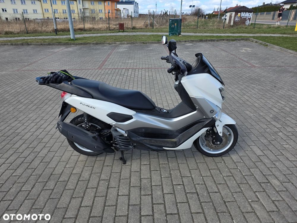 Yamaha NMAX - 5