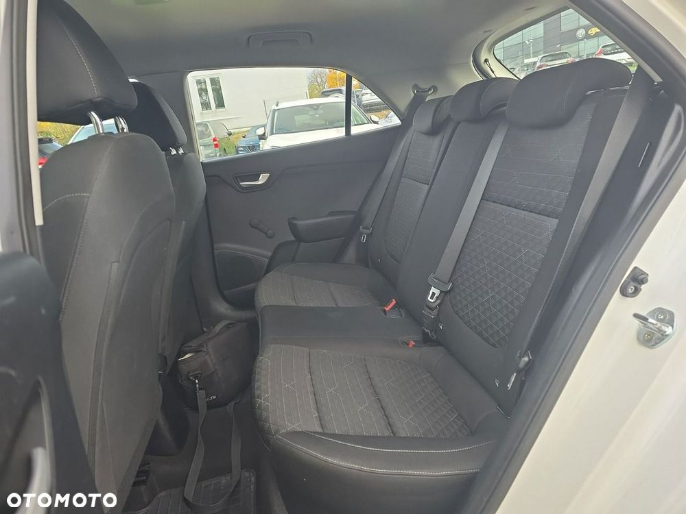 Kia Rio - 16