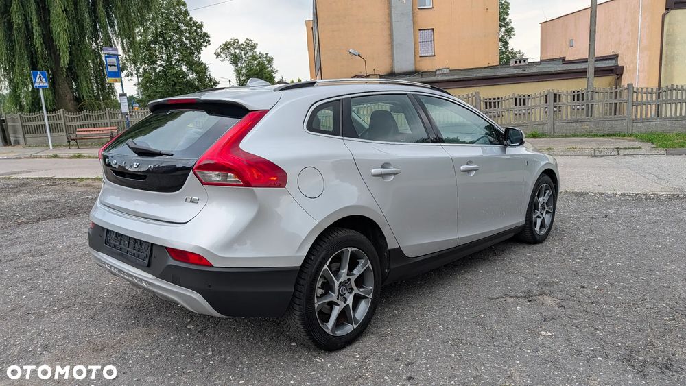 Volvo V40 Cross Country D2 Summum - 4