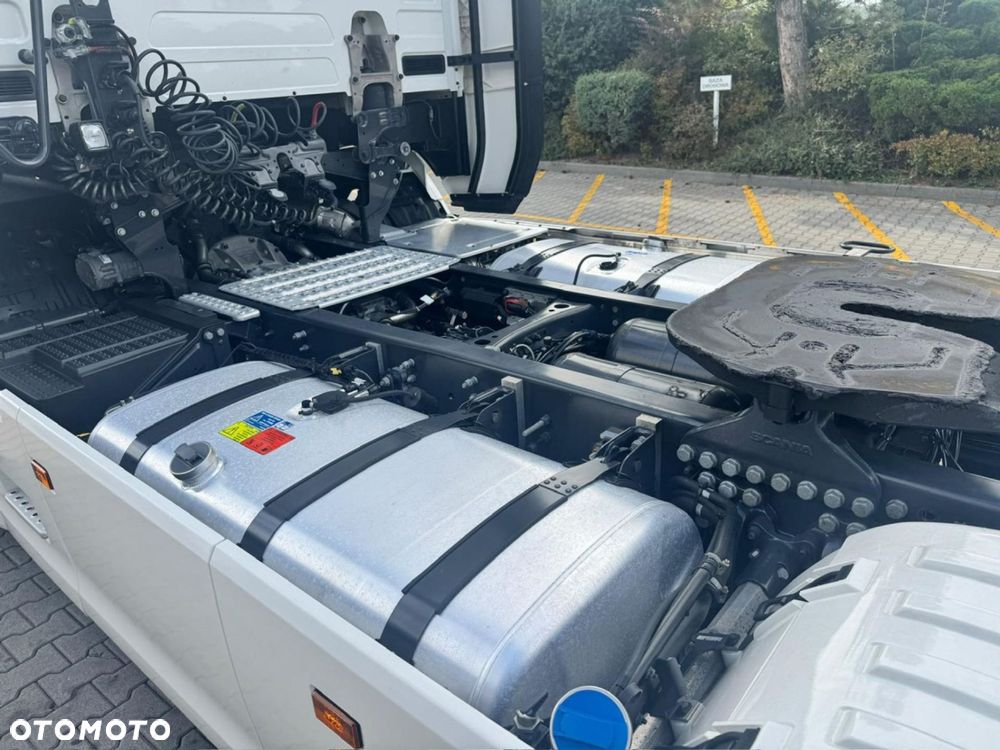 Scania S500 A4X2NA Standard Nowe opony tył - 10