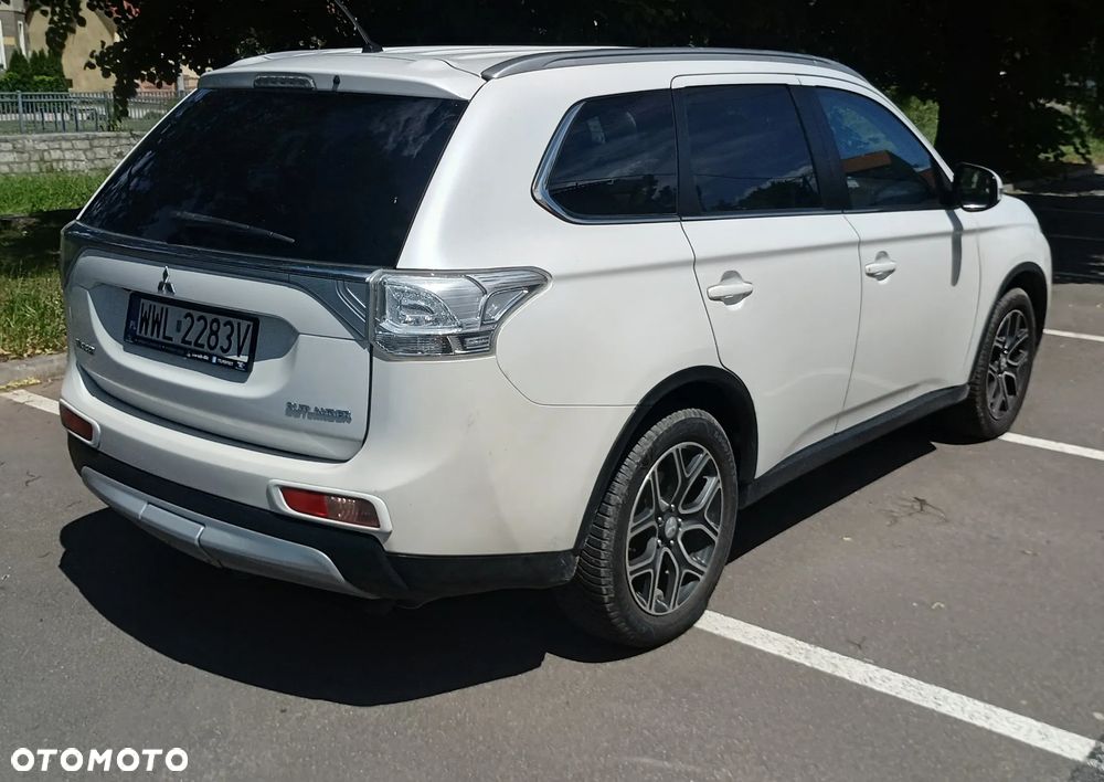 Mitsubishi Outlander 2.2 DID Instyle Navi - 7