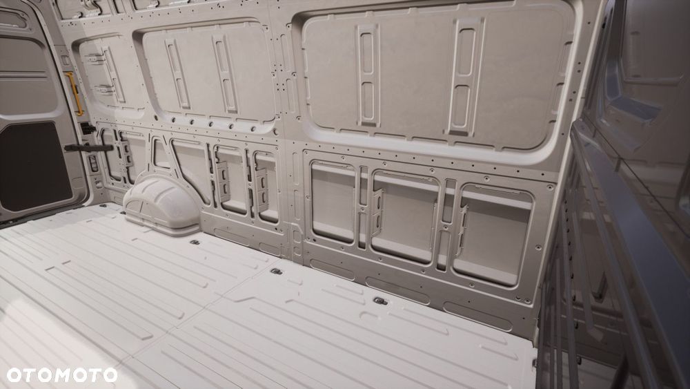 Volkswagen Crafter - 13