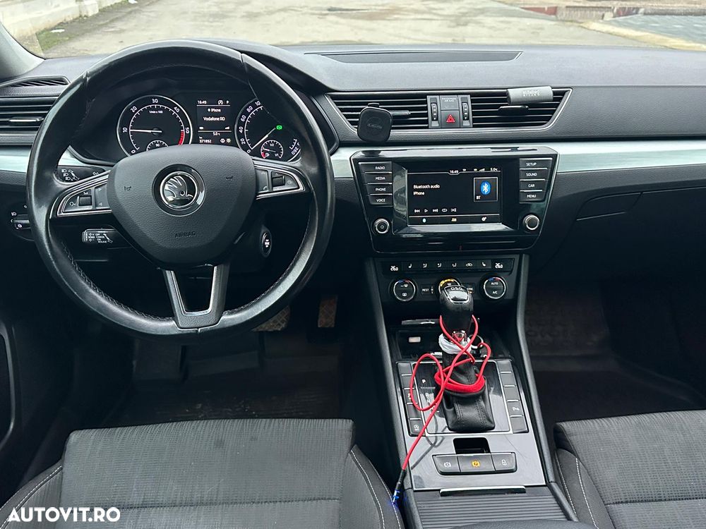 Skoda Superb 2.0 TDI DSG Style - 5