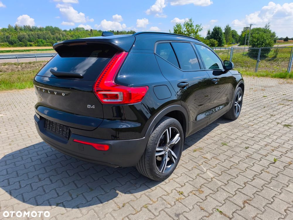 Volvo XC 40 B4 B R-Design - 3