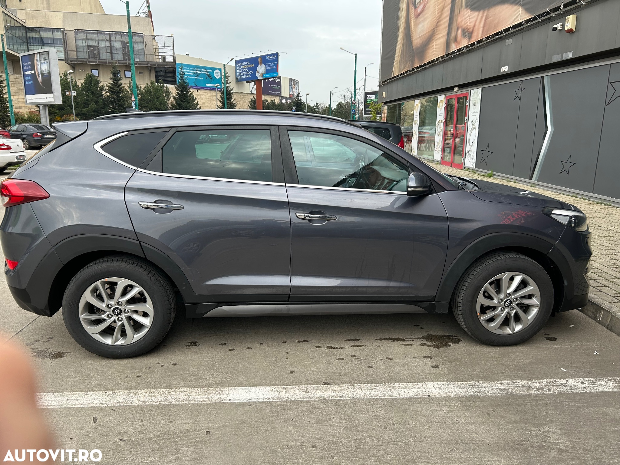 Hyundai Tucson blue 1.7 CRDi 2WD Passion - 8