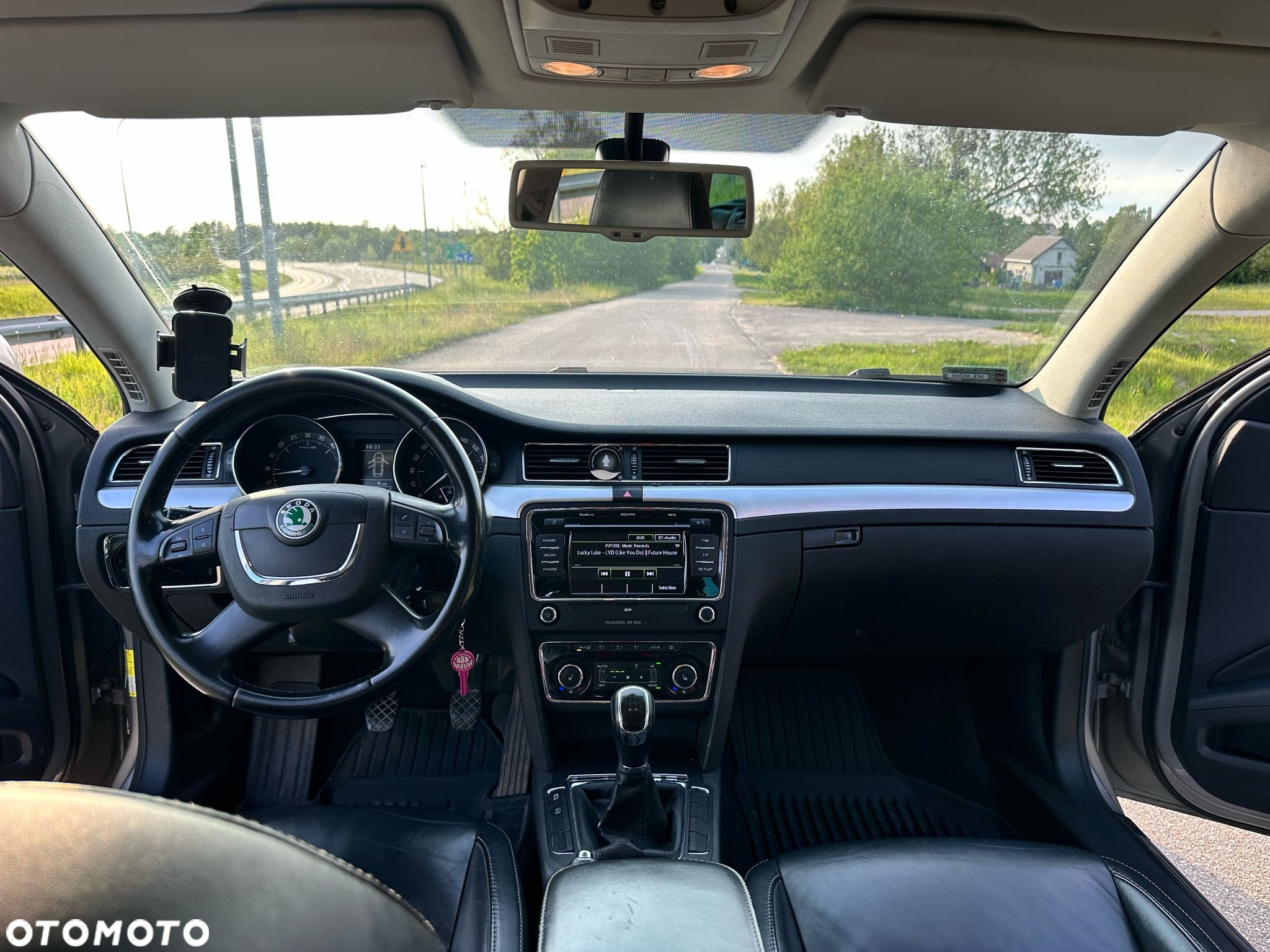 Skoda Superb 2.0 TDI Elegance - 8