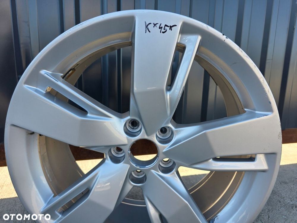 FELGA ALUMINIOWA AUDI Q5 80A FY VW SEAT SKOD 8.0J R19 ET39 80A601025D K*45* - 4
