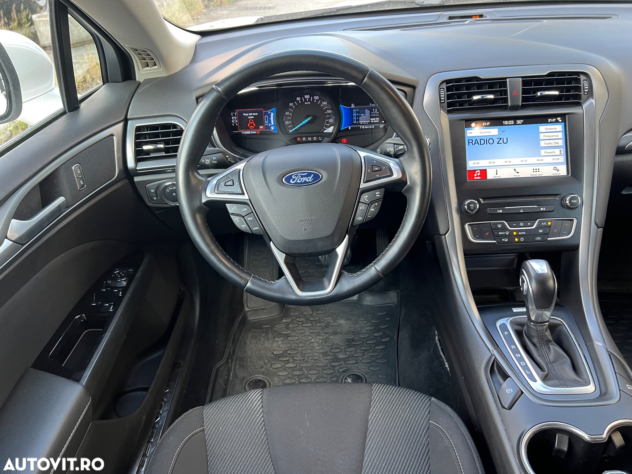 Ford Mondeo 2.0 Hybrid - 6