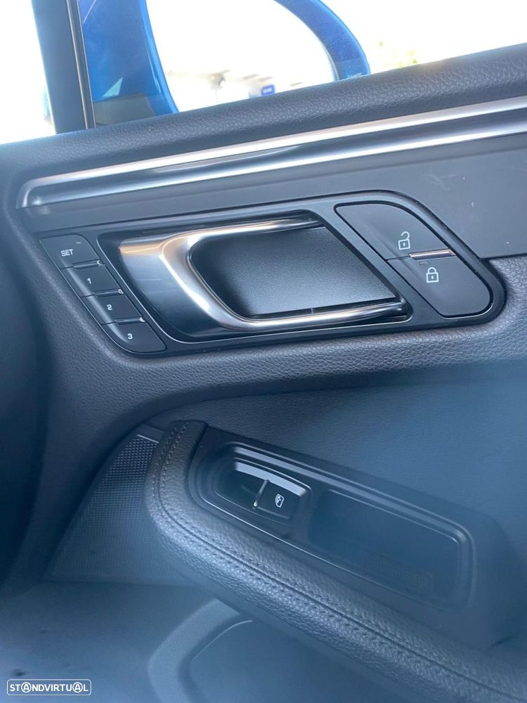 Porsche Macan 2.0T — fotografia 30