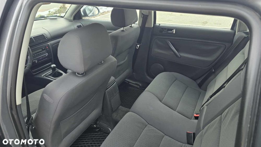 Volkswagen Passat Variant 1.9 TDI Comfortline - 9