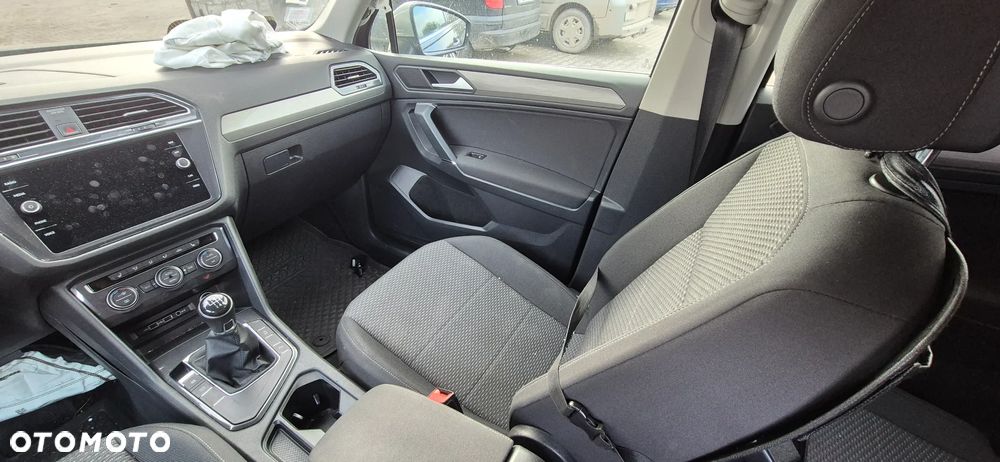 Volkswagen Tiguan - 31