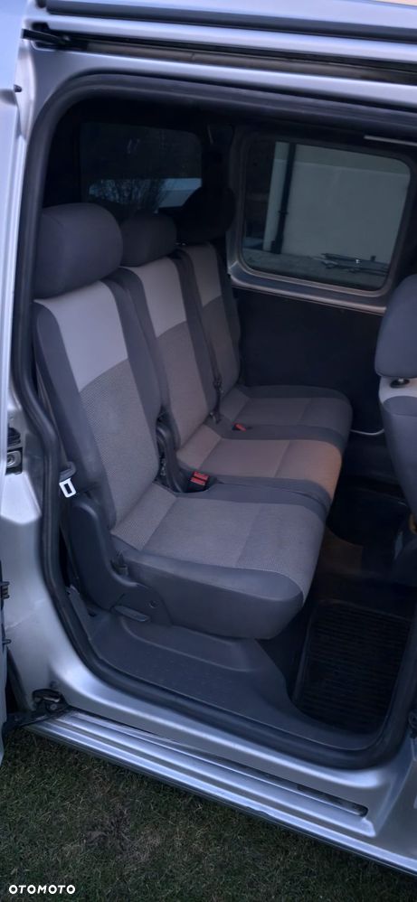 Volkswagen Caddy 1.6 (7-Si.) Trendline - 9
