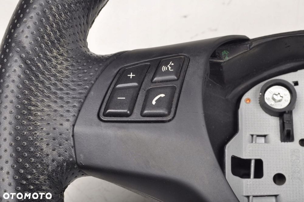 BMW E82 KIEROWNICA MULTIFUNKCYJNA M-PAKIET SKÓRA - 3