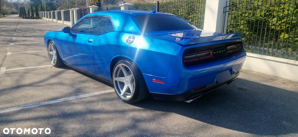 Dodge Challenger Automatik R/T Plus - 12