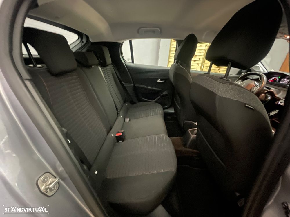 Peugeot 208 PureTech 75 Active Pack - 24