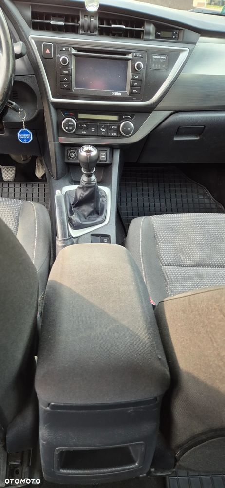 Toyota Auris 2.0 D-4D Life - 20